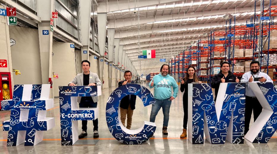 En un centro de distribución en México